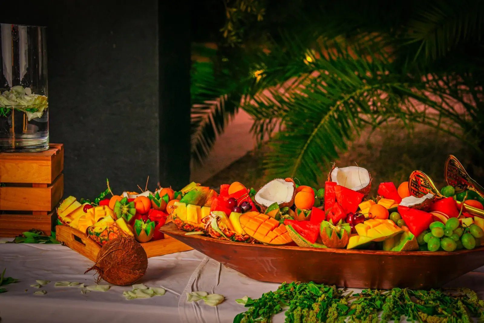 Tropical fruit display